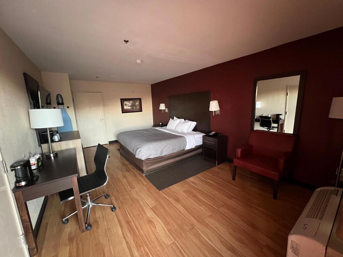 Quality Inn & Suites I-10 Near Fiesta Texas San Antonio Kültér fotó
