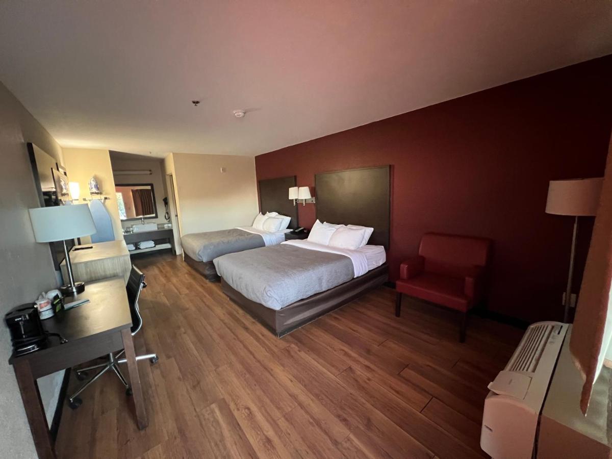 Quality Inn & Suites I-10 Near Fiesta Texas San Antonio Kültér fotó