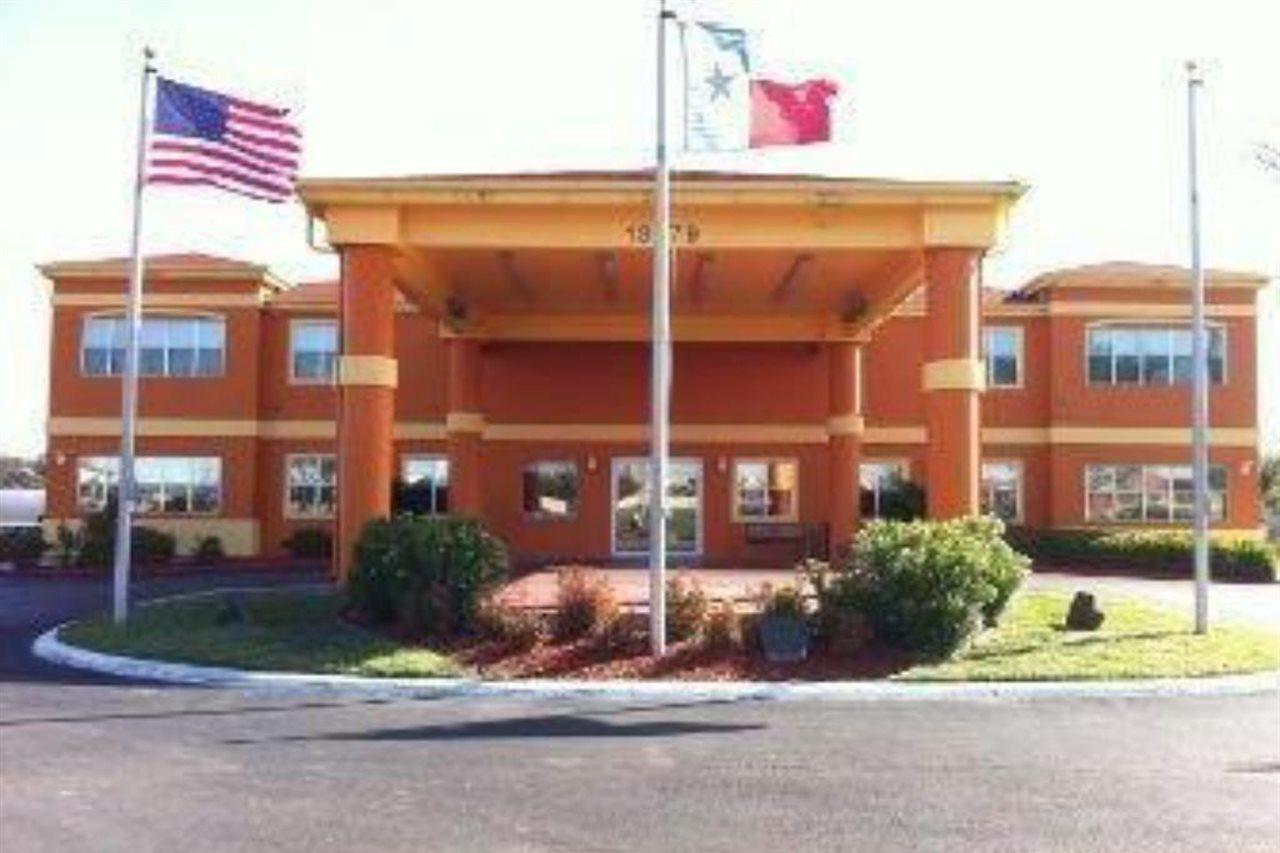 Quality Inn & Suites I-10 Near Fiesta Texas San Antonio Kültér fotó