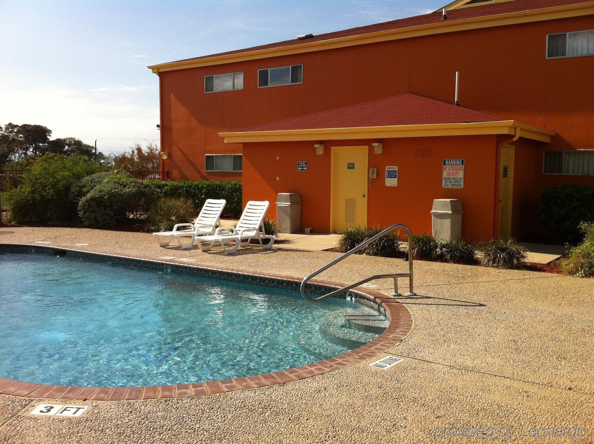 Quality Inn & Suites I-10 Near Fiesta Texas San Antonio Kültér fotó